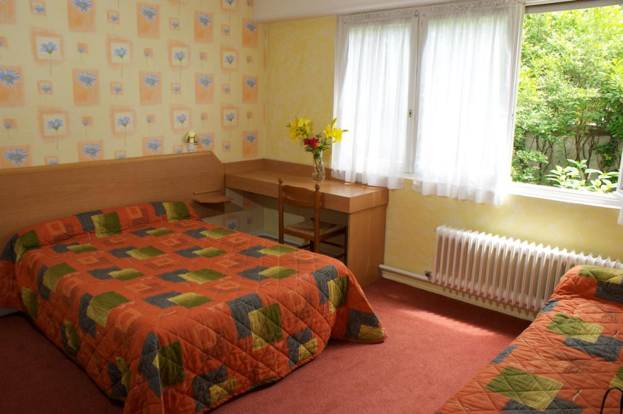 Hotel Le Lyon Bron Cameră foto